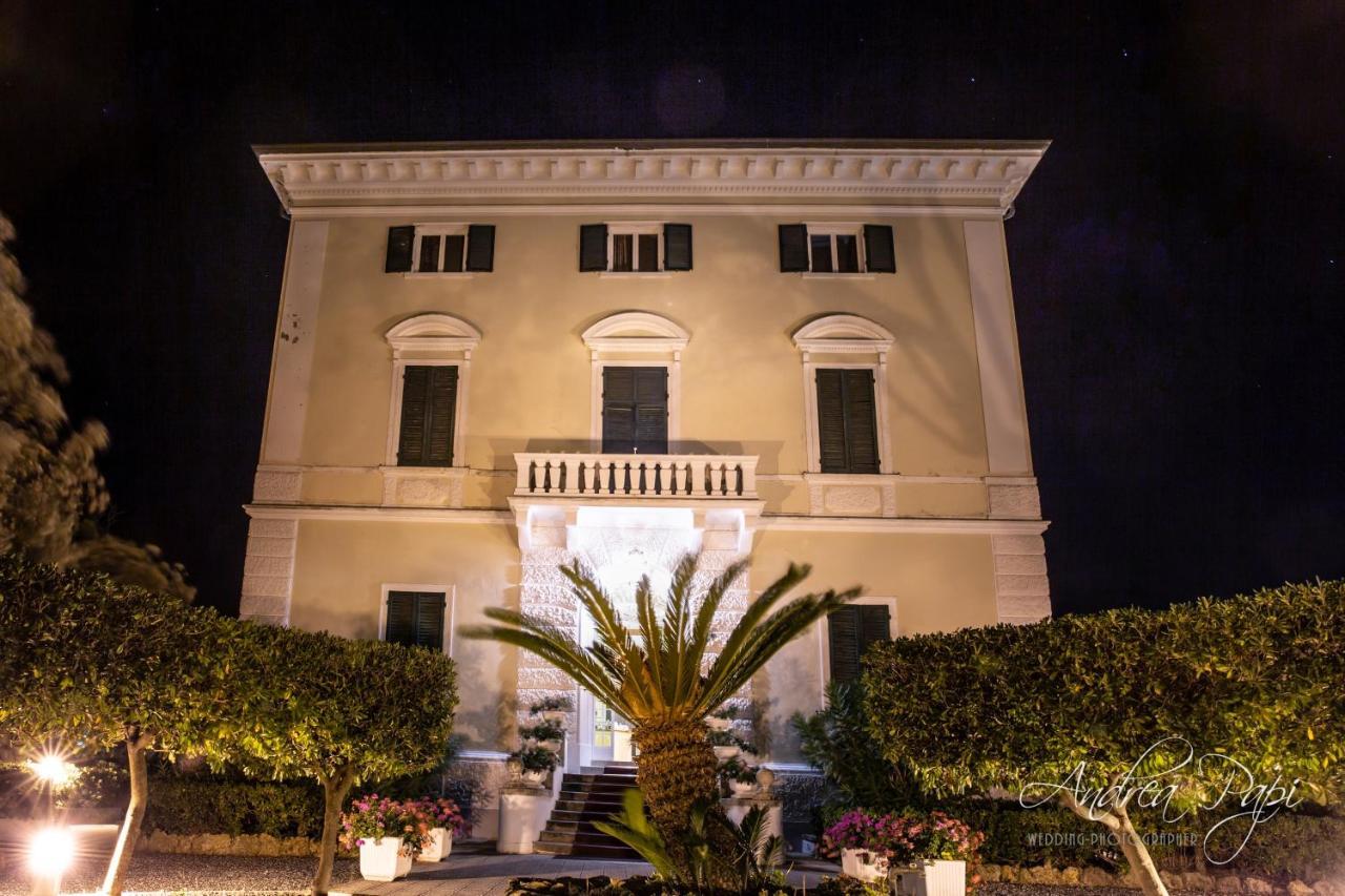 קסטיליאונצ'לו Villa Parisi Grand Hotel מראה חיצוני תמונה