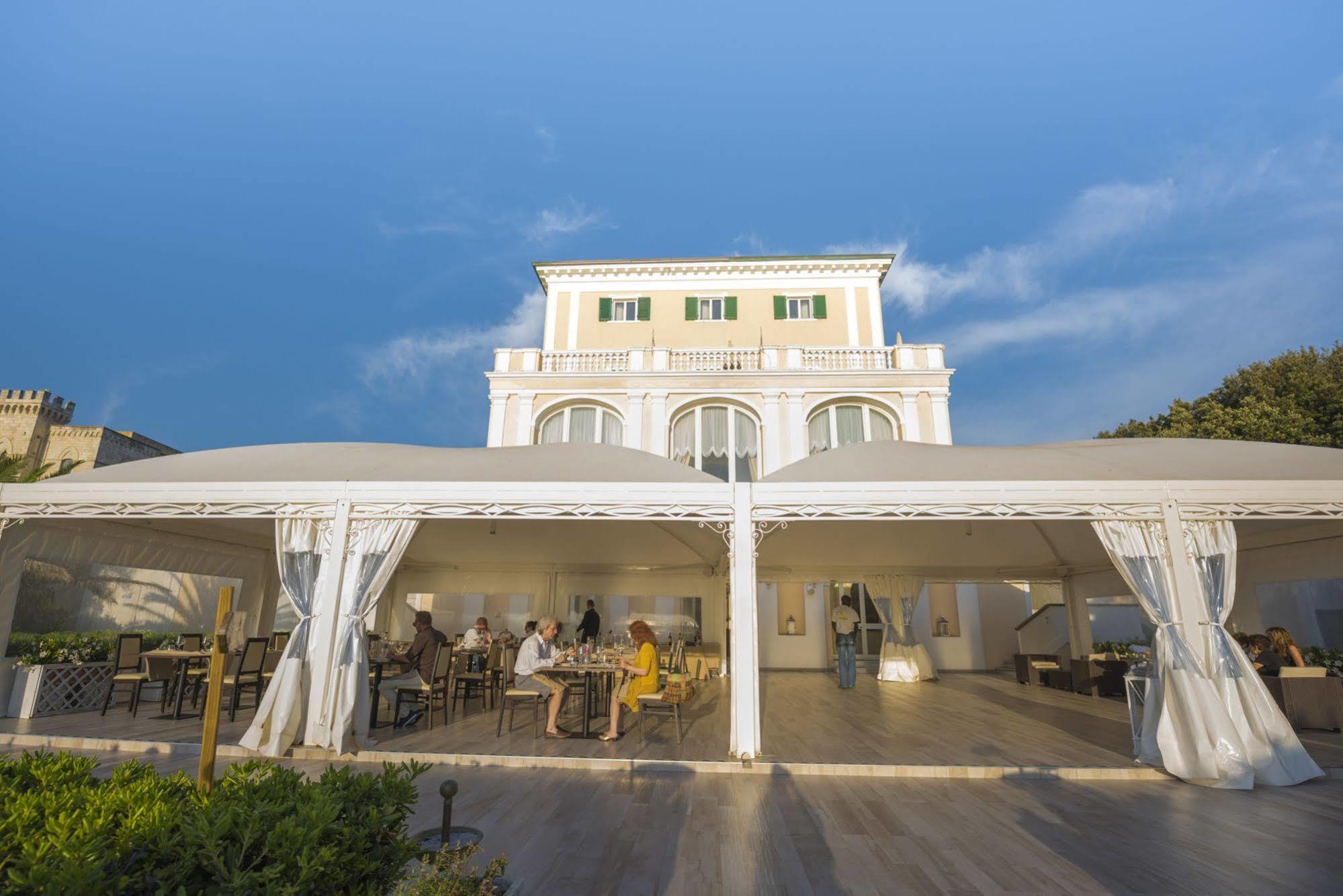קסטיליאונצ'לו Villa Parisi Grand Hotel מראה חיצוני תמונה