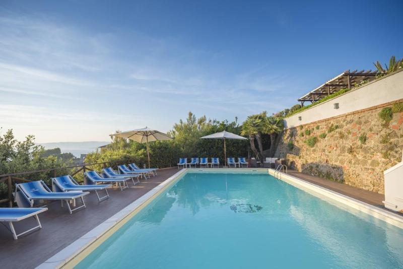 קסטיליאונצ'לו Villa Parisi Grand Hotel מראה חיצוני תמונה